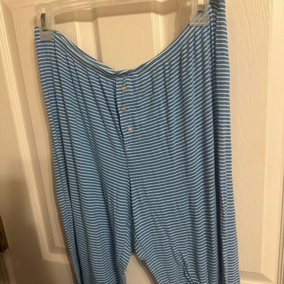 Closie Blue Striped Button-Front Pants size medium  pajama pants - Picture 1 of 7